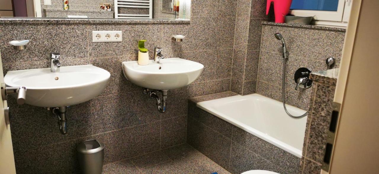 Tolle, Gemutliche, Voll Moblierte 3 Zimmer Wohnung. Баден-Баден Экстерьер фото